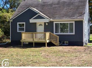 72204 Van Dyke Rd, Romeo, MI 48065