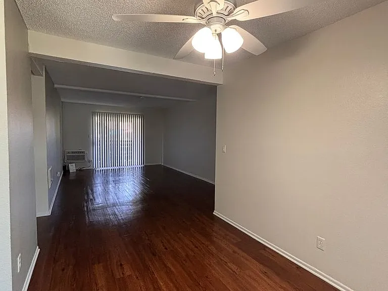 23251 Los Alisos Blvd — Photo 19