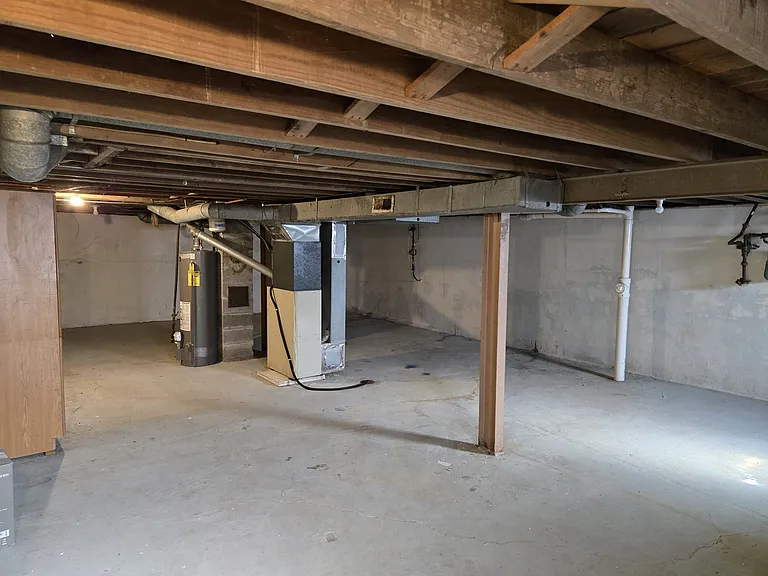 915 Westglen Dr — Photo 18
