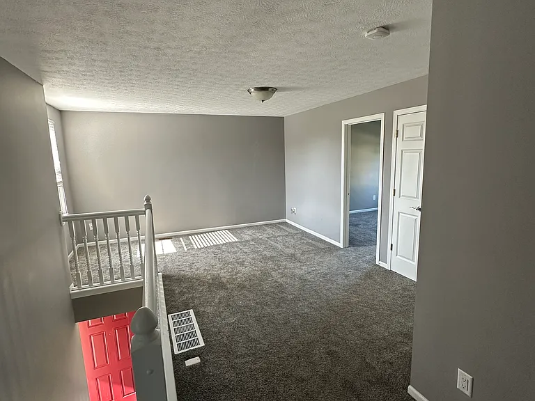 5095 Maple Valley Dr — Photo 8
