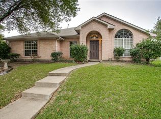 2813 Brookway Dr, Mesquite, TX 75181