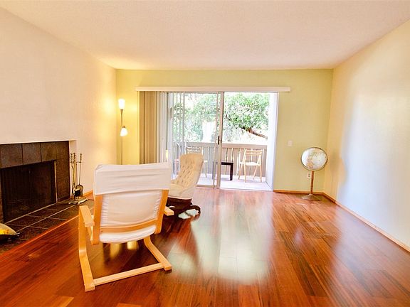 Love the upgraded flooring both downstairs AND upstiars.