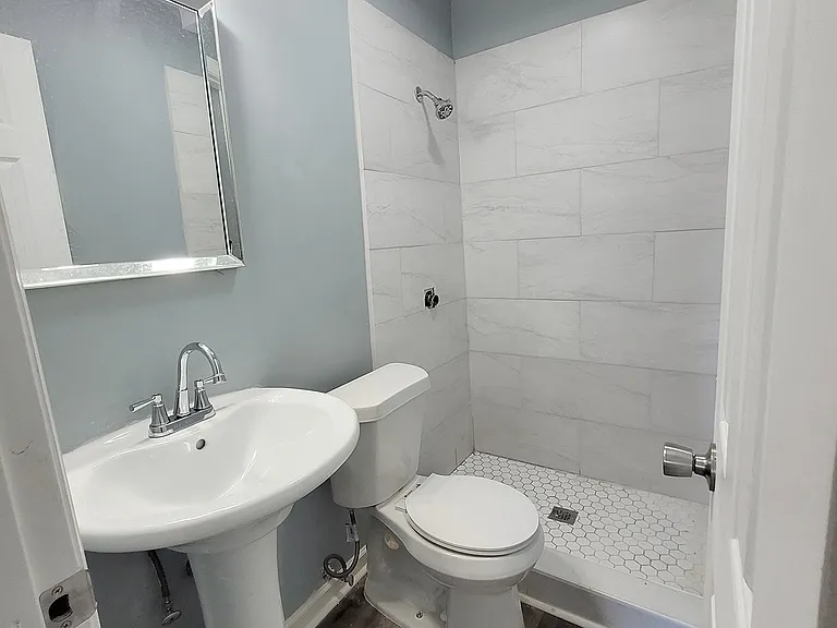 2226 Windcrest Dr — Photo 14