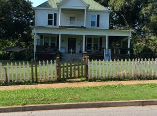 164 Pine St, Commerce, GA 30529