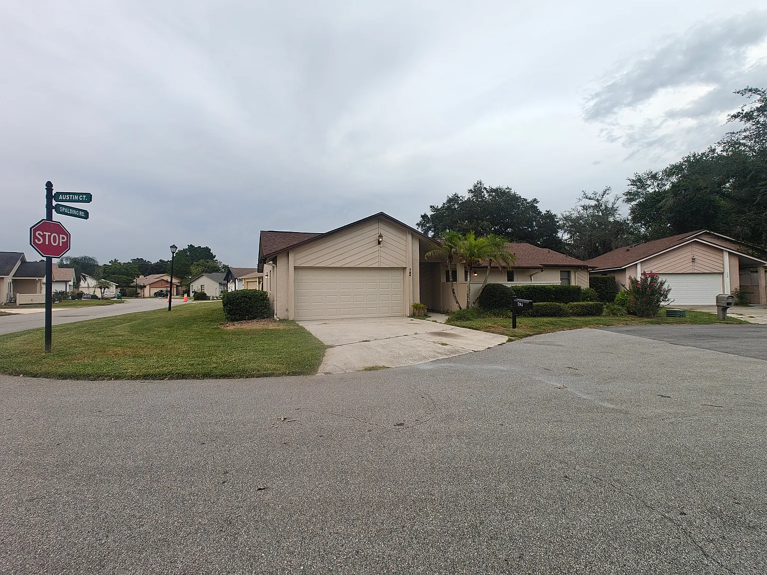 794 Austin Ct — Photo 4