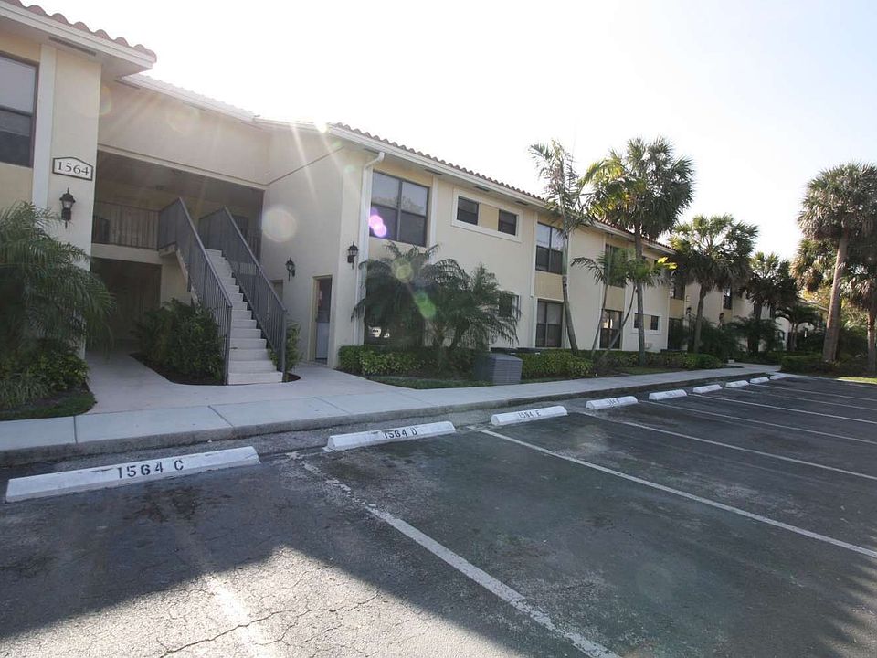 condo complex - unit is on first floor