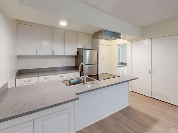 Chateau 1820 El Cerrito Place, LLC