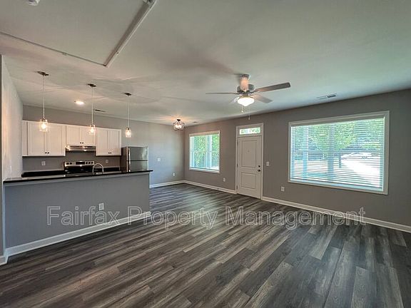 5th image of 518 Boone St APT 105