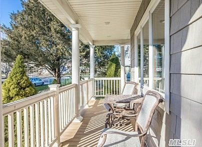 4th image of 11 Hunter Dr