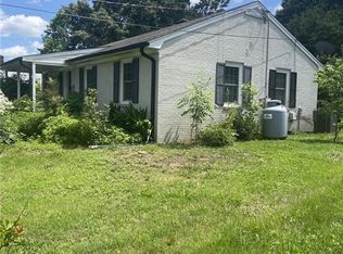 703 Creed St, Mount Airy, NC 27030