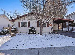 708 James St, Washington, MO 63090