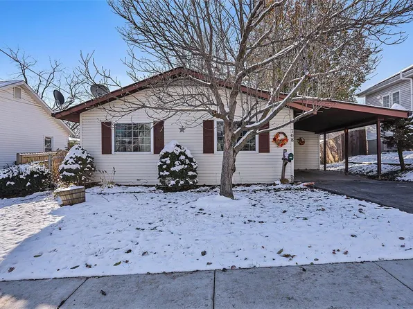 708 James St, Washington, MO 63090