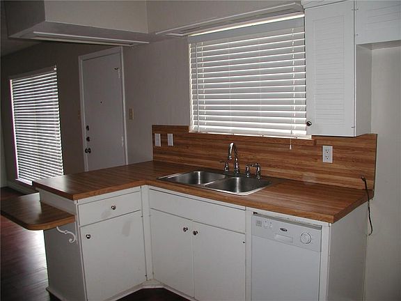 5th image of 1215 Donna Dr