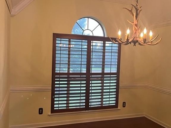 5th image of 70 Brookhaven Ln