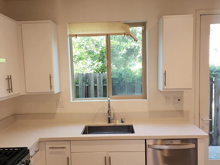 263 Log Pond Ln — Photo 5