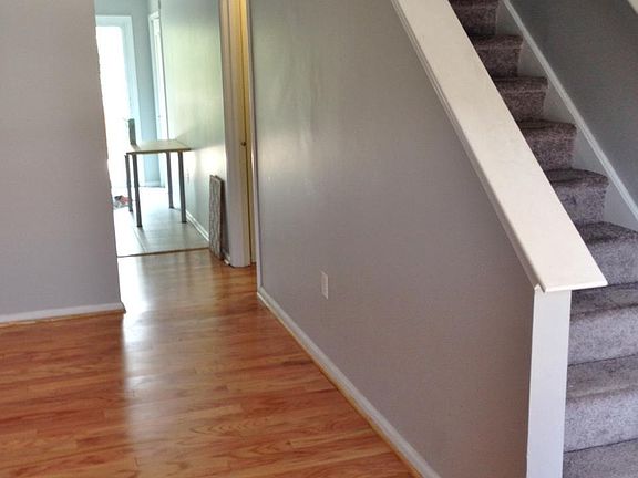 3rd image of 3326 Wiehle St