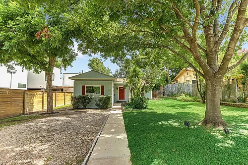 208 Braeswood Rd Photo 1