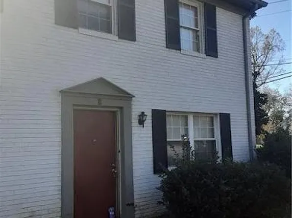 1931 E Vantage Point Pl, Greensboro, NC 27407