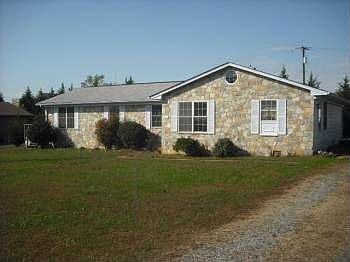 1st image of 1817 Meadow Dr