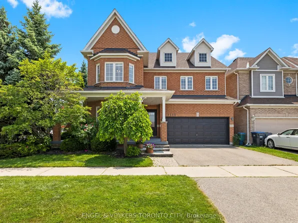1510 Samuelson Cir, Mississauga, ON L5N 8A2