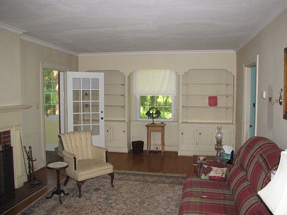 5th image of 145 Fenton Pl