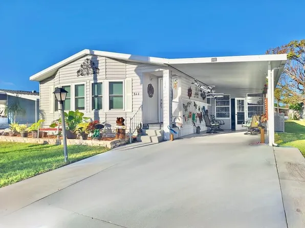 846 Periwinkle Cir, Barefoot Bay, FL 32976