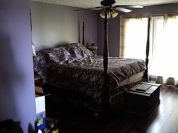4th image of 1428 Stinnett Taul Ln
