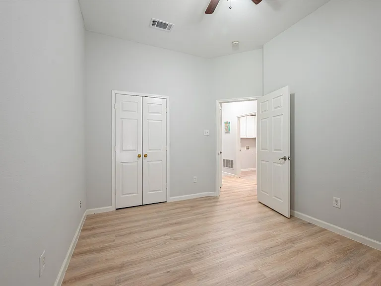 3517 Arbor Creek Ln — Photo 31