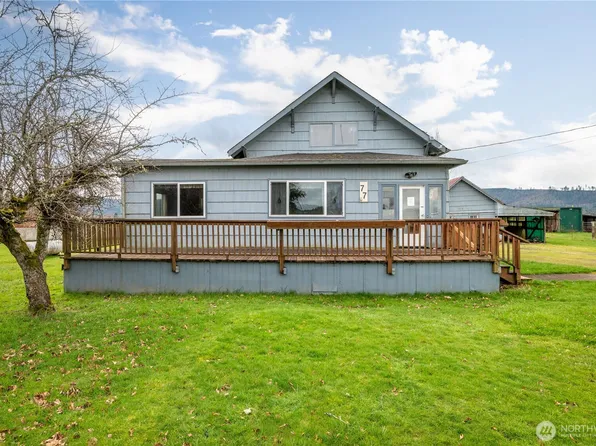 77 S Welcome Slough, Cathlamet, WA 98612