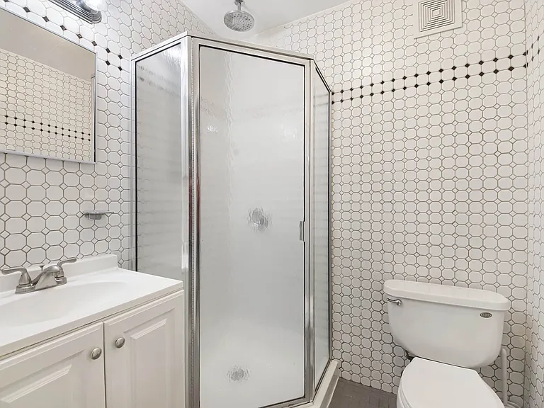 1155 Welling Ct #1 — Photo 7