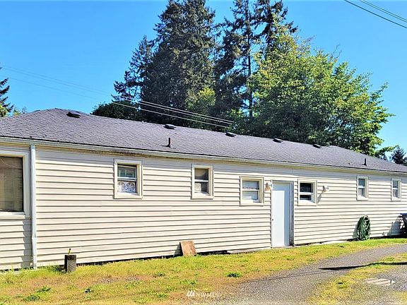 3rd image of 2505 Erlands Road NW #3