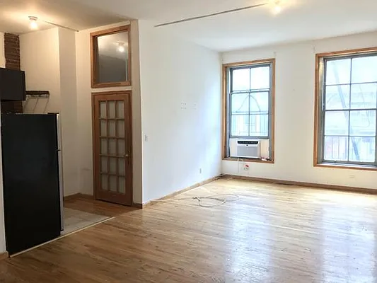 Rented by Triumph Property Group | media 4