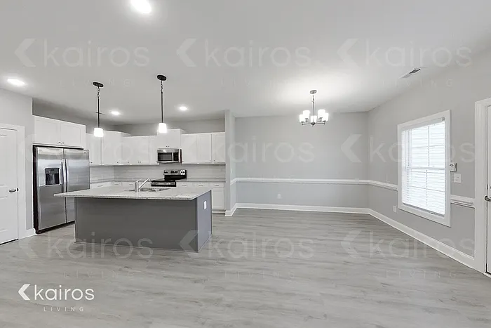3712 Oak Leaf Way #B — Photo 4