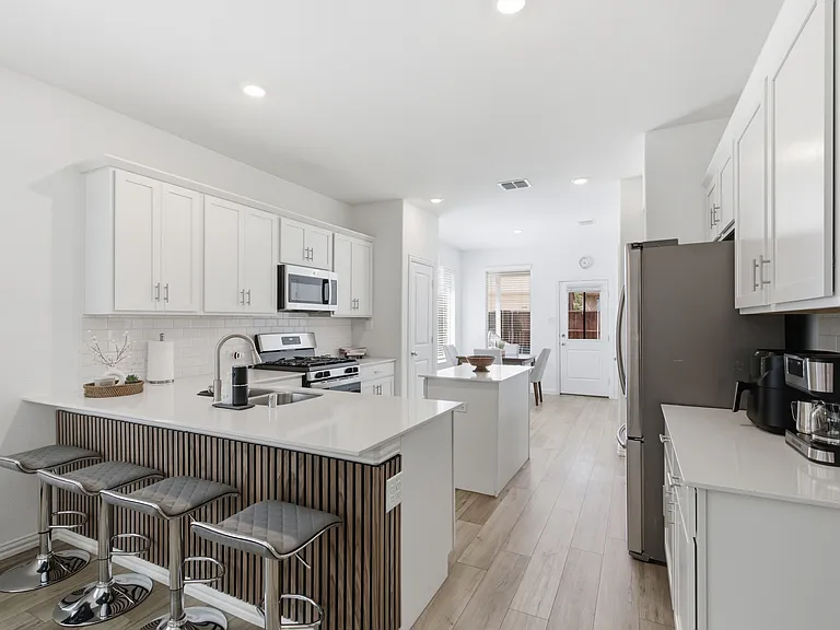 1121 Western Yarrow Ave — Photo 12