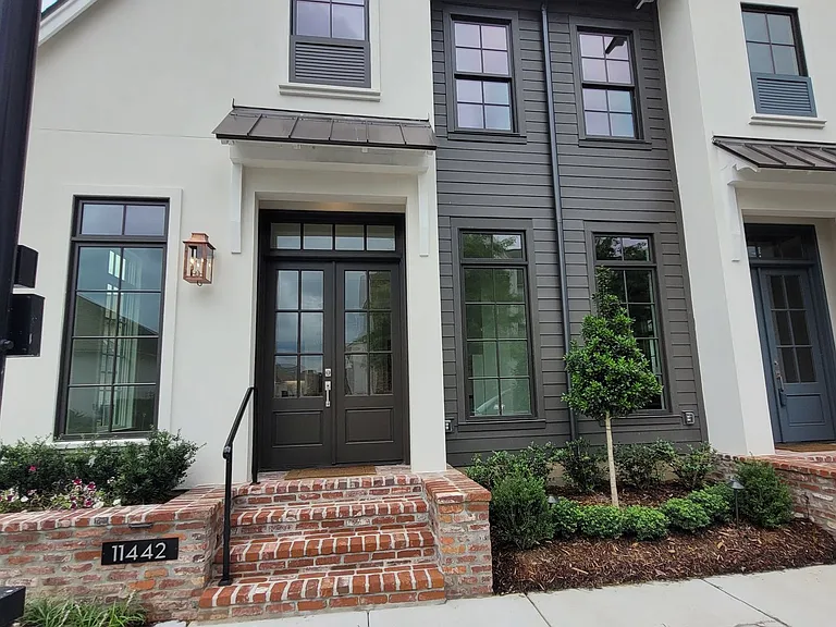 11442 Cotton Ln — Photo 1