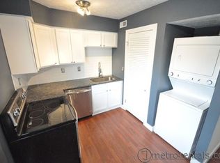 188-190 E Kinnear Aly #192, Columbus, OH 43202