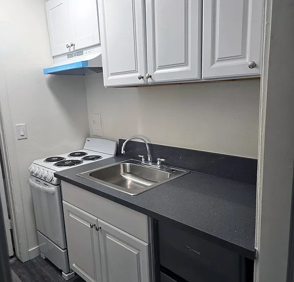 2034 S Corning St #3 — Photo 9