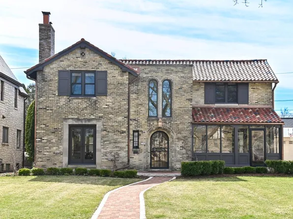 7745 Mary Ellen PLACE, Wauwatosa, WI 53213