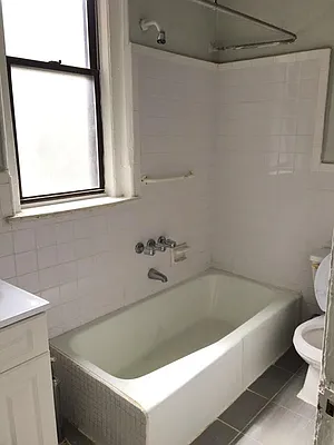 Rented by Lang Realty LLC | media 17