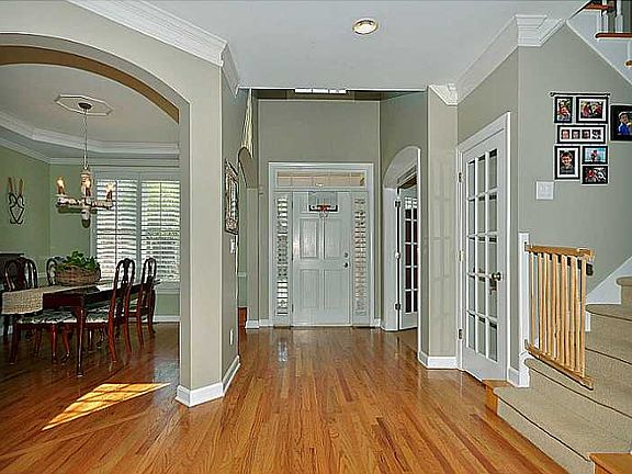 2nd image of 3403 Fieldwood Dr SE