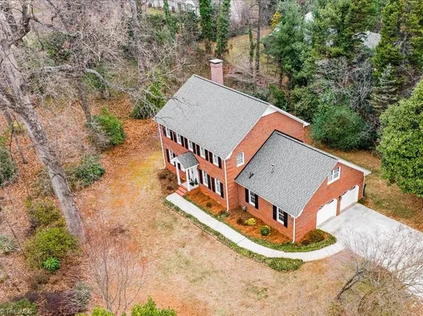 3800 W Friendly Ave, Greensboro, NC 27410