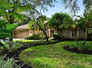 7703 Weeping Willow Cir, Sarasota, FL 34241