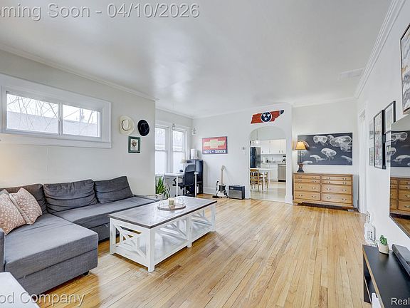 2nd image of 448 Wordsworth St