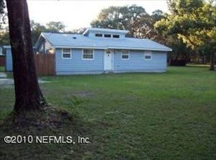 207 N Magnolia St, Interlachen, FL 32148