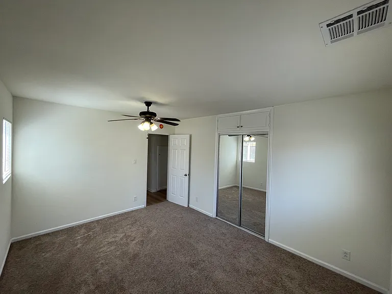 2207 Euclid Ave — Photo 16