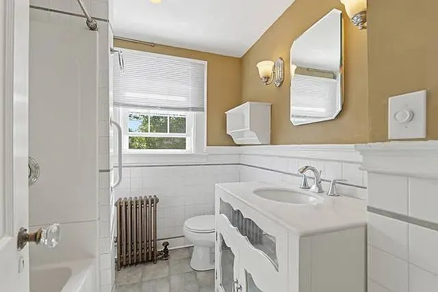 41 Beekman St #2 — Photo 4