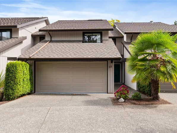 10457 Resthaven Dr #15, Sidney, BC V8L 3H6