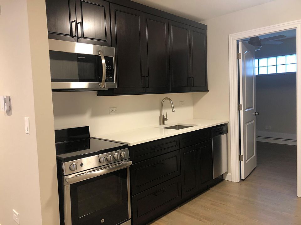 1st image of 5430 N Western Ave #1M