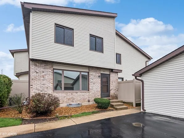 1073 Southgate Rd, New Lenox, IL 60451