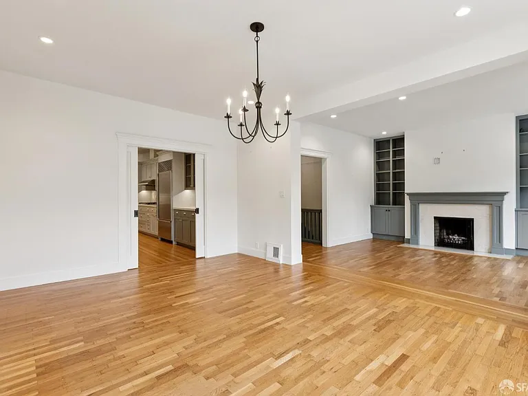 2741 Union St — Photo 11